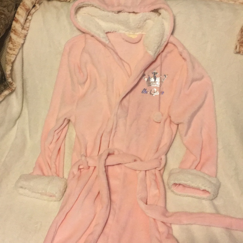 Woman’s s/m Bath Robe Pink Super Soft